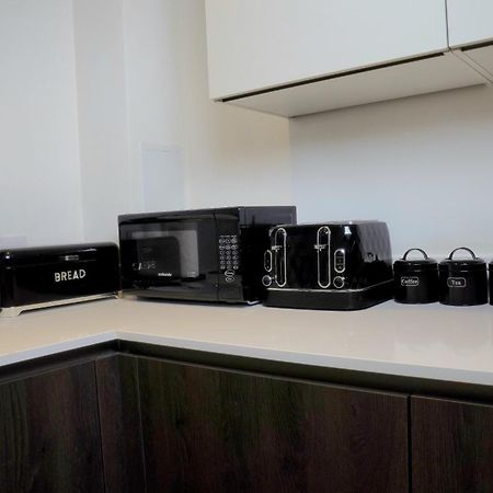 Manchester City Centre Apt With Balcony & Free Parking - Including Free 1-Hour Early Check-In Or Late Check-Out For Bookings Until July, Justeat Voucher For 2-Night Stays Minimum! Exterior foto