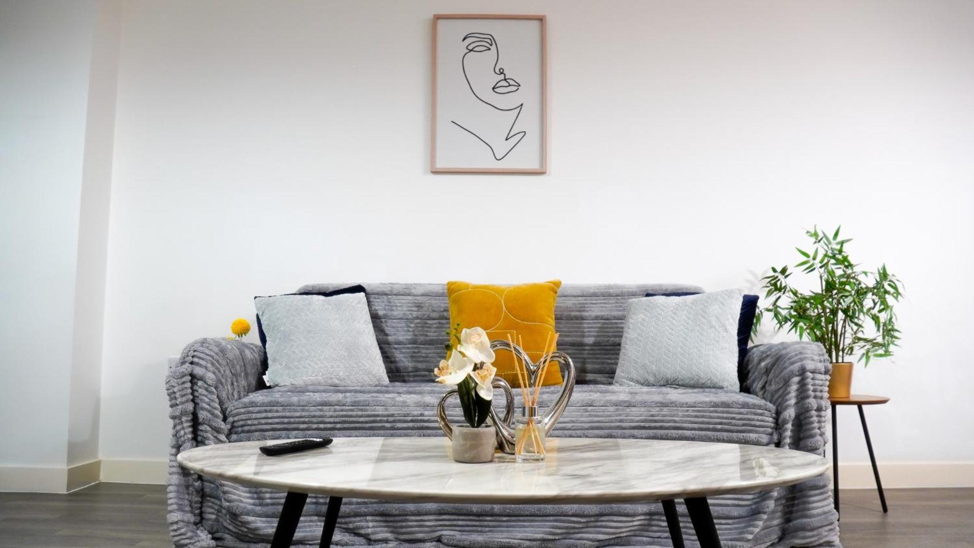 Manchester City Centre Apt With Balcony & Free Parking - Including Free 1-Hour Early Check-In Or Late Check-Out For Bookings Until July, Justeat Voucher For 2-Night Stays Minimum! Exterior foto